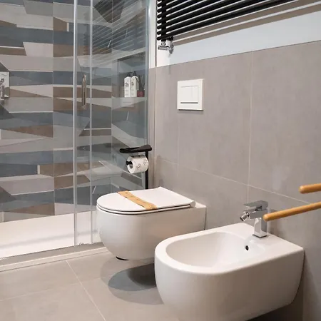 Guesthost - Casa Innocenza * Ravenna