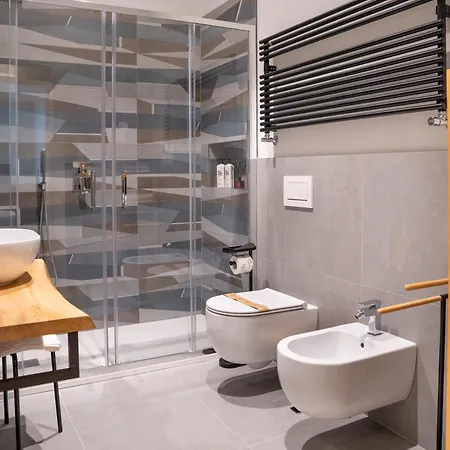 Guesthost - Casa Innocenza *