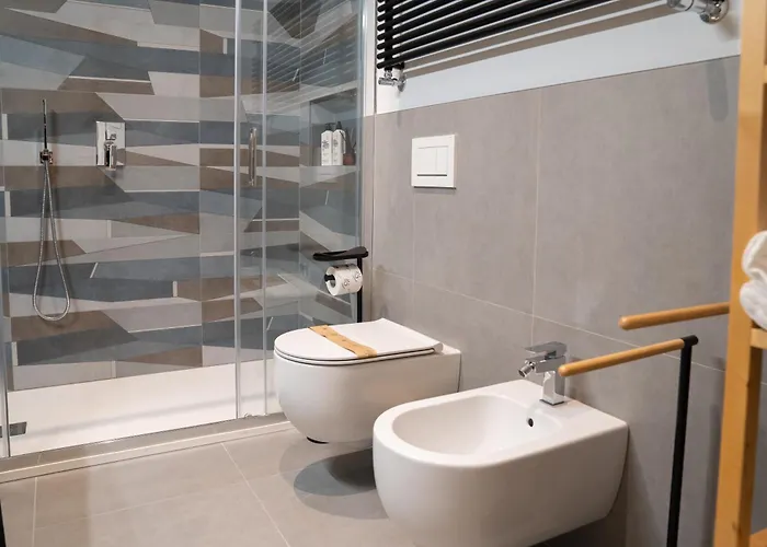 Guesthost - Casa Innocenza * Ravenna